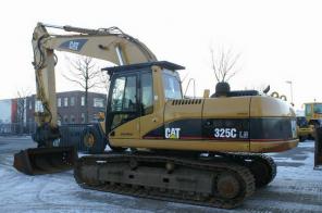 Экскаватор гусеничный Caterpillar 325CLN, 2005года.