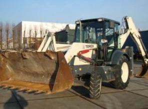 ЭКСКАВАТОР-ПОГРУЗЧИК Terex 820