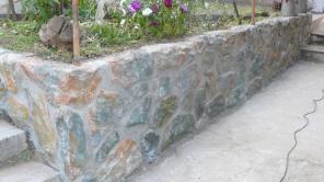 ИСКУССТВЕННЫЕ СКАЛЫ (ВОДОПАДЫ, РУЧЬИ) ИЗ БЕТОНА, ОТДЕЛКА ПОД КАМЕНЬ