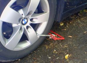 Противоугонное устройство. Блокиратор колеса БК-У, wheelclamp.