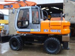 Экскаватор колесный Hitachi EX165W, 2002года.