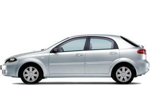 Продам битые запчасти на шеврале лачетти хетчбек (CHEVROLET LACETTI).