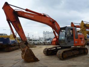 Экскаватор Hitachi ZX225