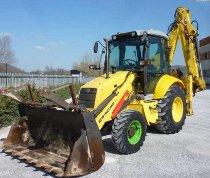    New Holland LB 110 B