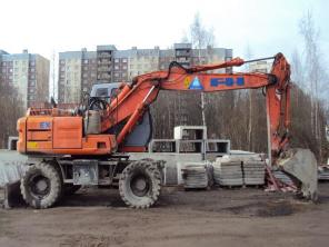 Экскаватор колесный Fiat-Hitachi 135W, 2000года.