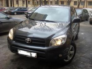 Продается Toyota Rav 4 в наличии