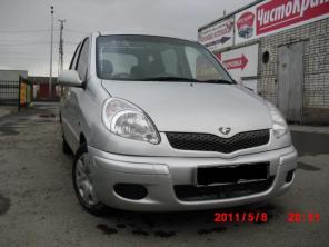 Toyota FunCargo 2003 г.