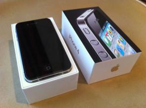 Новый Apple iPhone 32GB 4 Черный завода разблокирована