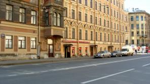Аренда офиса на первом этаже в центре Петербурга