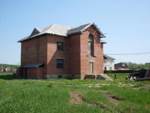 Продаю коттедж общ. пл. 620 кв.м