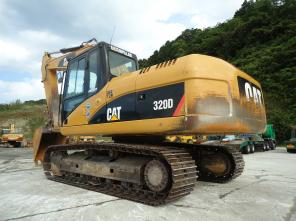   CAT 320D