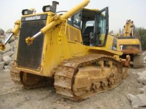   KOMATSU D155AX-6