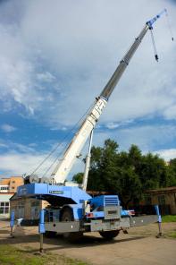 Самоходный кран Tadano TR-500EX