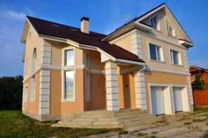 Продается дом пл. 650 кв.м