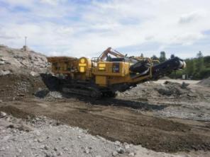 Продается дробильная установка Komatsu BR550JG.