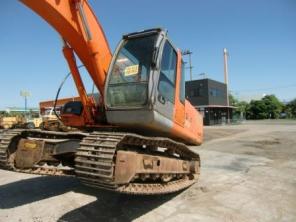 Продается экскаватор Hitachi ZX 200.