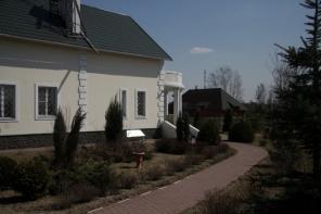 Продаем кирп. дом 320 м. 29 соток 48 км. Кашир. ш.