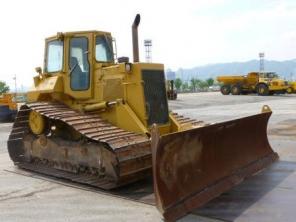 Продается бульдозер Cat D5H-4KD.