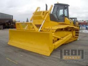 Продается новый бульдозер Komatsu D65E-12.