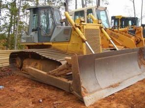 Продается бульдозер Komatsu D65PX-12.