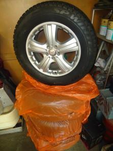 Продам зимний комплект колёс для Mercedes GL.