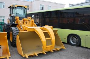 Погрузчик фронтальный XCMG LW300F