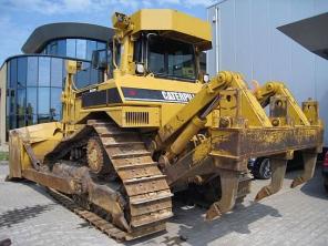 Бульдозер CAT D7R, 2003 года.