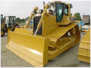 Бульдозер Caterpillar D6R LGP, 2002 года.