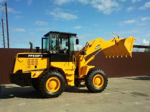 фронтальный 3,5-тонный погрузчик PowerPlus PP 938P-V