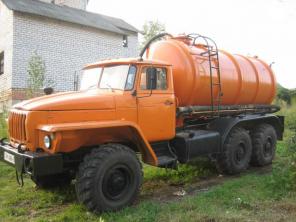 АССЕНИЗАТОР на базе УРАЛ 4320 МВ- 10 , 2001 г.в. Вакуумный автомобиль. Объем цистерны - 10 м3. Новое оборудование, отличное состояние, пройдено ТО. ОБКАТКА. Всё в отличном рабочем состоянии. УРАЛЫ ,КАМАЗЫ ,