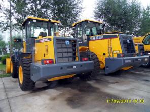 Продам фронтальный погрузчик XCMG LW300F