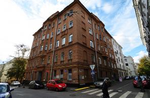Продается 2-х комн. квартира, Старосадский пер.