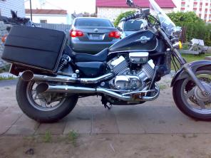 Honda VF 750 Magna