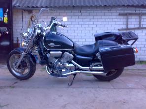 Honda VF 750 Magna