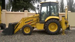Погрузчик экскаватор Komatsu WB 93R-5 и WB 93S-5