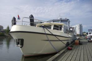 Стальная моторная яхта Levanto - 44