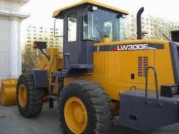 фронтальный погрузчик XCMG LW300F
