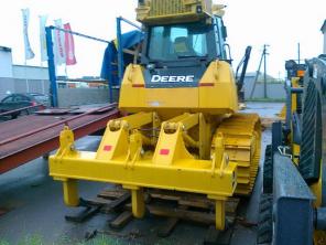 Бульдозер John Deere 850J, 2011 года.
