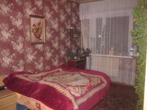 продам 3-хкомнатную квартиру