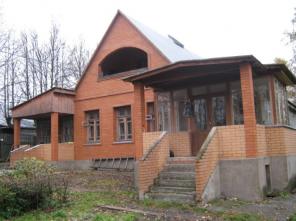 Продается загородный дом с участком в д. Воронки