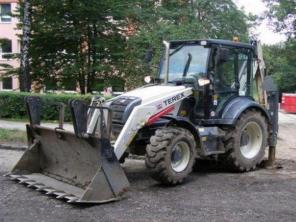 Экскаватор-погрузчик Terex 860, 2006 года.