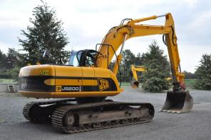   JCB JS 200 LC 2007..