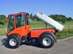 Коммунальная машина "Холдер M480" (Holder M480)