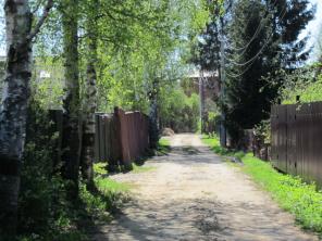 Продается прекрасный участок с садовыми, лесными деревьями и дачей, Можайское шоссе, Жаворонки