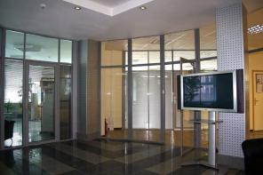 Монтаж офисных перегородок.