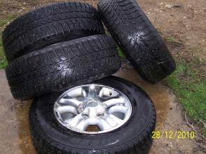 Зимние колеса в сборе, 4 шт., б/у литых диска для TOYOTA LAND CRUISER