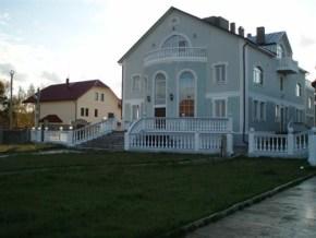 Продается 4-х уровневый кирпич.особняк, полностью готов к проживанию