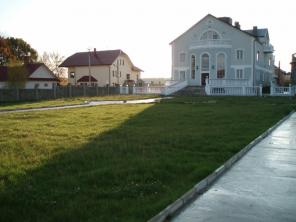 Продается 4-х уровневый кирпич.особняк, полностью готов к проживанию