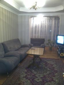 Посуточно сдается 2- х. комнатная квартира в самом центре г Баку, Азербайджан