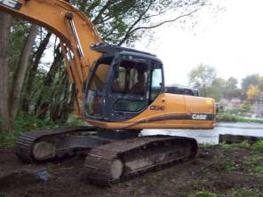   Case CX 240 2006